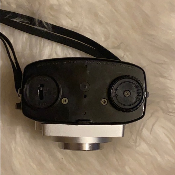 VINTAGE KODAK BROWNIE STARMATIC CAMERA - Picture 4 of 7